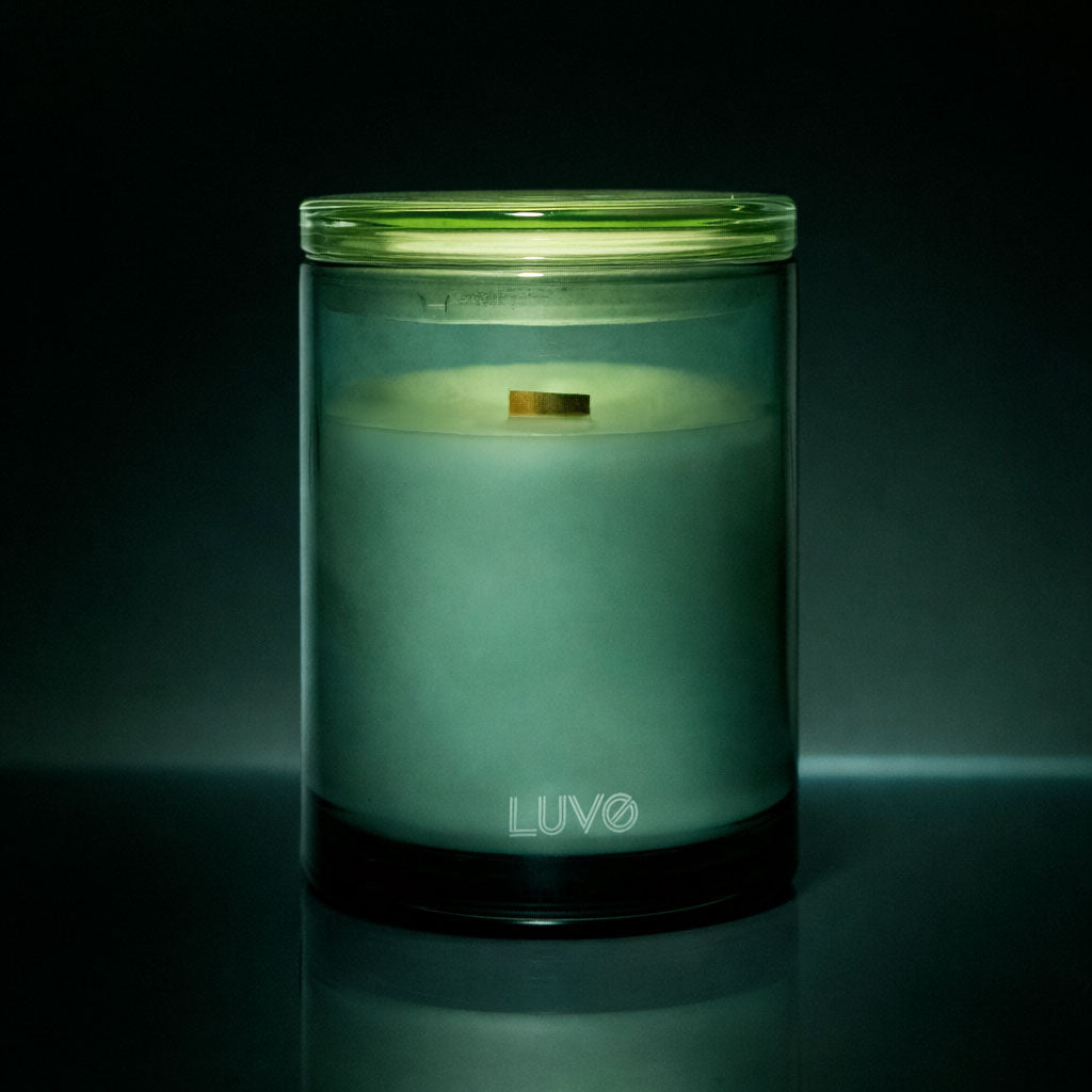 Pear & Magnolia Scented wooden wick candle - LUVO Candles | Bougies
